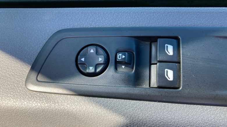 Peugeot Expert Long Diesel 1400 2.0 BlueHDi 145 Asphalt Premium Van